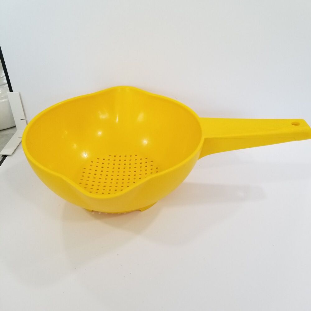 Vintage Tupperware Yellow Handled Colander 1980s 1990s Kitchen Strainer Clean